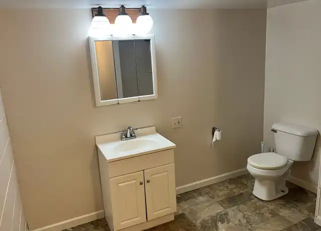 Property at 4795 Moon Lake Rd Unit 4, Jackson, MI, 49201, 1 bed, 1 bath, [object Object]