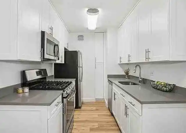 Property at 375 S End Ave Unit 6J, New York, NY, 10280, 1 bed, 1 bath, [object Object]
