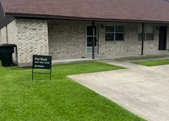 Property at 1422 34th St, Nederland, TX, 77627, 2 beds, 1.5 baths, [object Object]