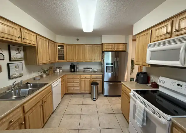 Property at 3721 Indianola Ave Unit 317, Des Moines, IA, 50320, 2 beds, 2 baths, [object Object]