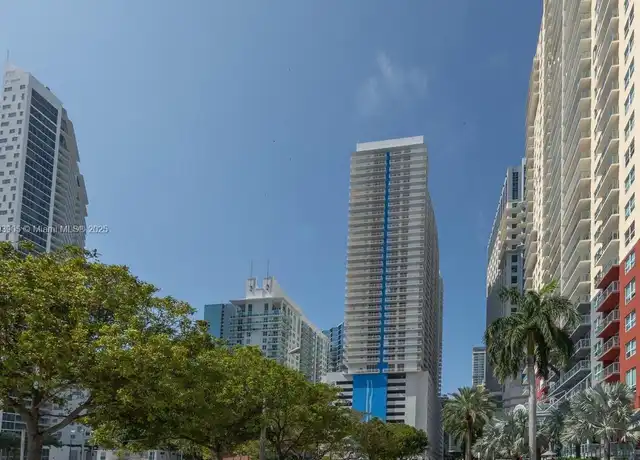 Property at 1200 Brickell Bay Dr #3207, Miami, FL, 33131, 1 bed, 1 bath, [object Object]