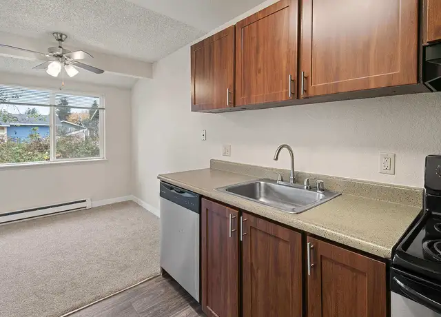 Photo of 3231 S 204th St, Seatac, WA 98198