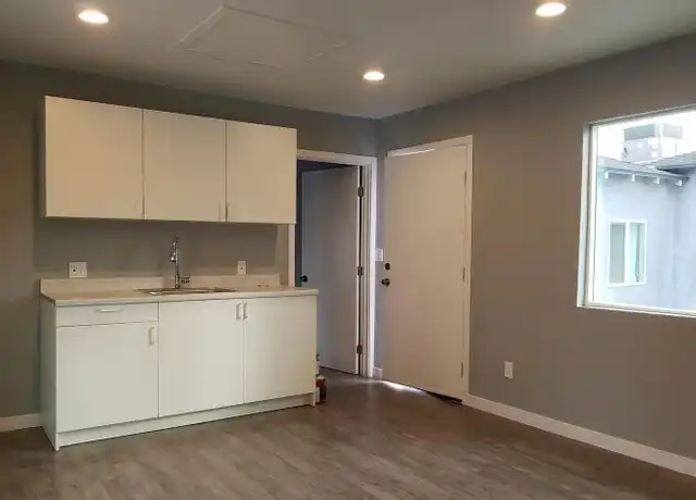 Property at 11129 Archwood St, North Hollywood, CA, 91606, 1 bed, 1 bath, [object Object]