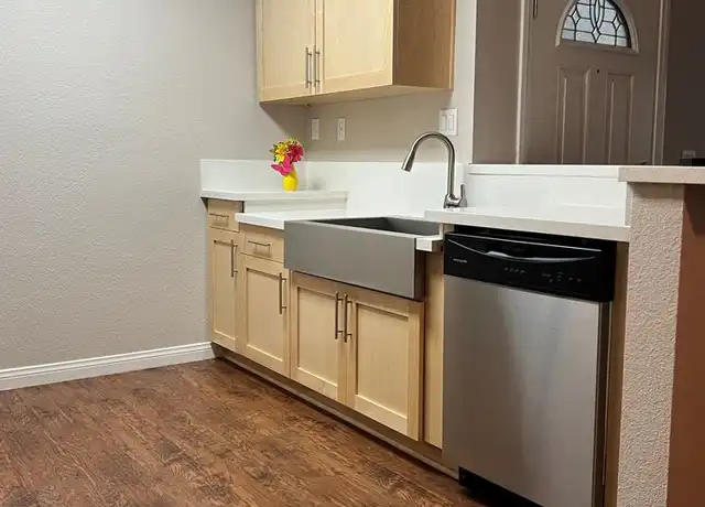 Property at 21011 Osterman Rd Unit E121, Lake Forest, CA, 92630, 2 beds, 1 bath, [object Object]