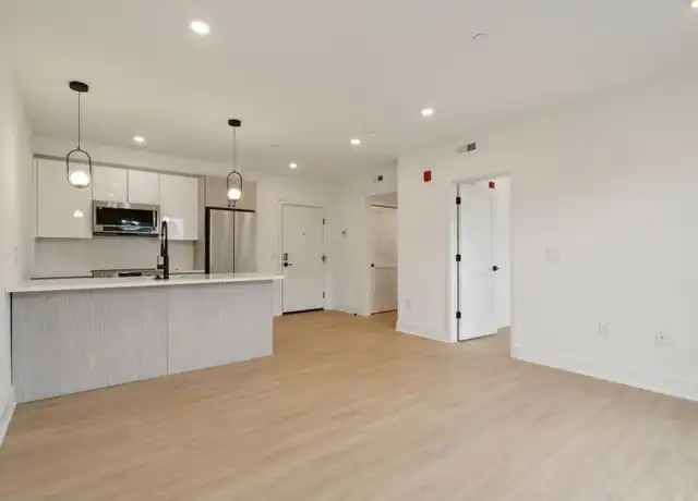 Property at 881 N 40th St Unit 105, Philadelphia, PA, 19104, 1 bed, 1 bath, [object Object]