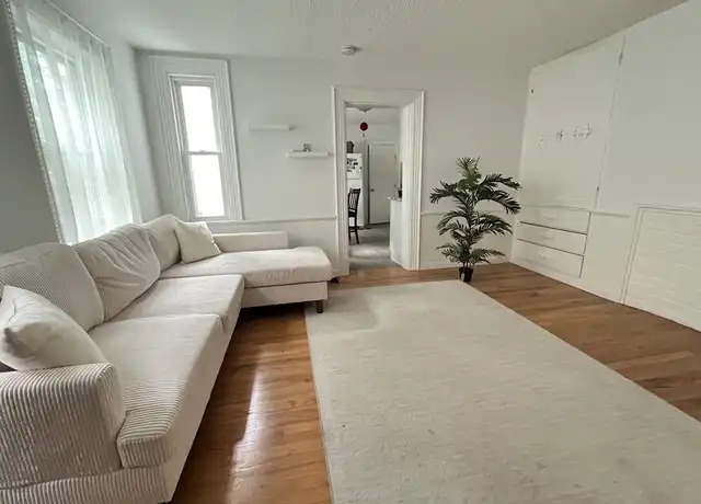 Property at 89 6th St, Cambridge, MA, 02141, 3 beds, 1 bath, [object Object]