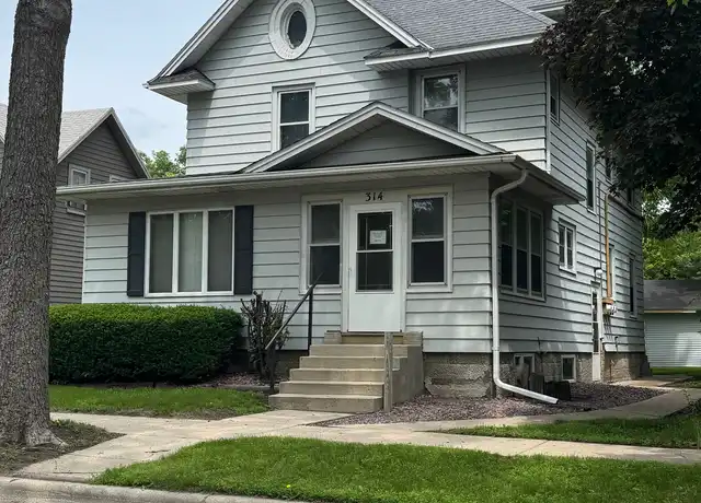 Property at 314 Nicollet Ave Unit UPPER, North Mankato, MN, 56003, 2 beds, 1 bath, [object Object]