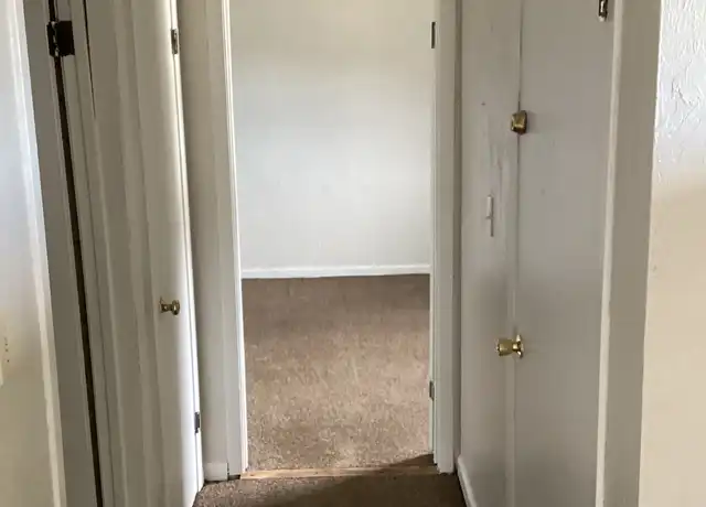 Property at 205 83rd St Unit 6, Marmet, WV, 25315, 1 bed, 1 bath, [object Object]
