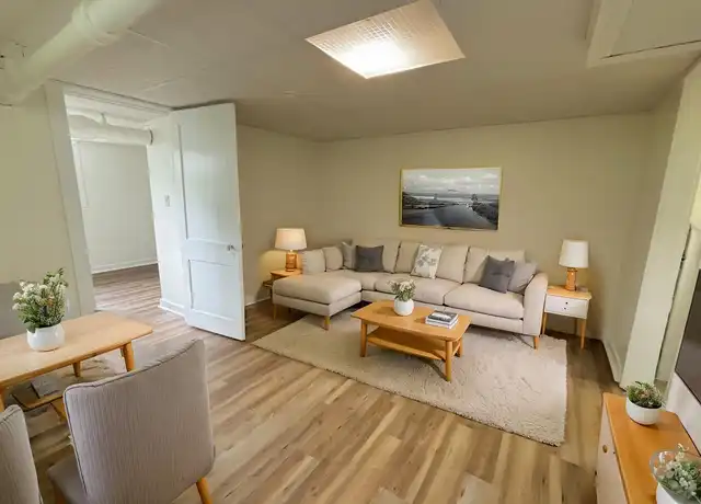 Property at 43 West St Unit P, New London, CT, 06320, 1 bed, 1 bath, [object Object]