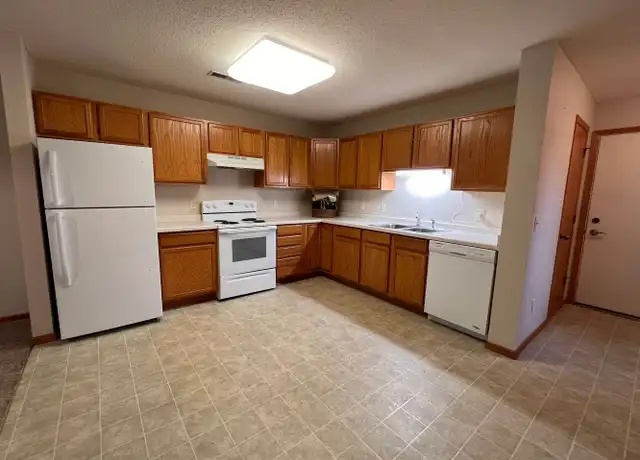 Property at 323 Williamsburg Pl Unit 323-B, New Richmond, WI, 54017, 2 beds, 1 bath, [object Object]