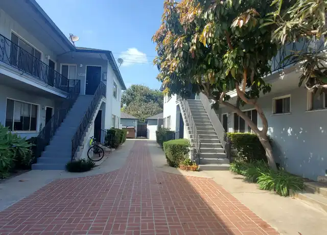 Property at 12321 Washington Blvd Unit 10-12325, Los Angeles, CA, 90066, 1 bed, 1 bath, [object Object]