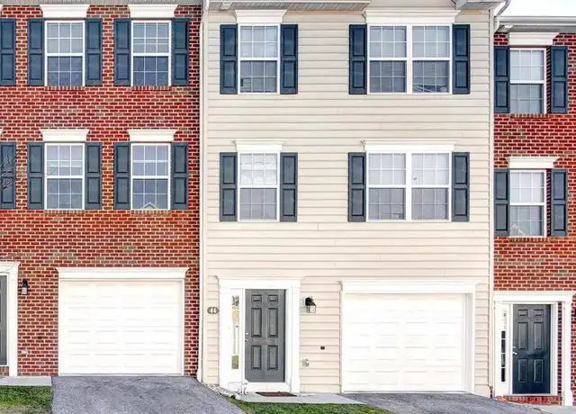 Property at 39 Mustang Dr, Hanover, PA, 17331, 3 beds, 3 baths, [object Object]