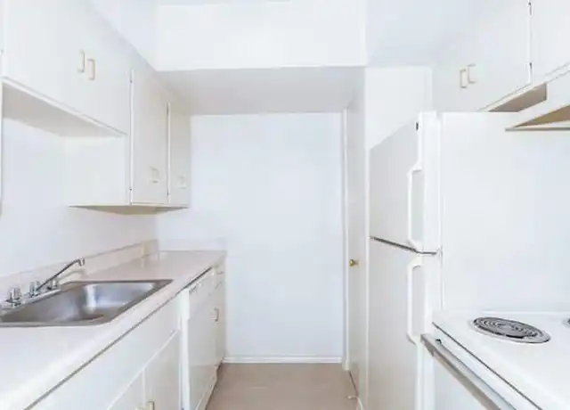 Property at 1617 Fountain View Dr Unit 1170, Houston, TX, 77057, 1 bed, 1 bath, [object Object]