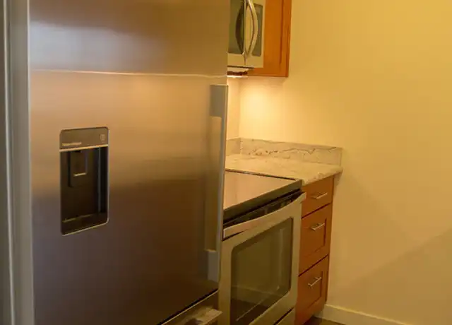 Property at 4431 Evanston Ave N Unit 202, Seattle, WA, 98103, 2 beds, 1 bath, [object Object]