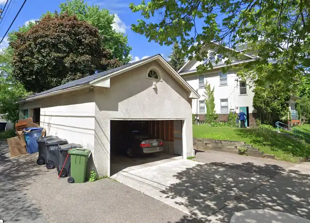 Property at 2450 Blaisdell Ave Unit 1, Minneapolis, MN, 55404, 3 beds, 1.5 baths, [object Object]