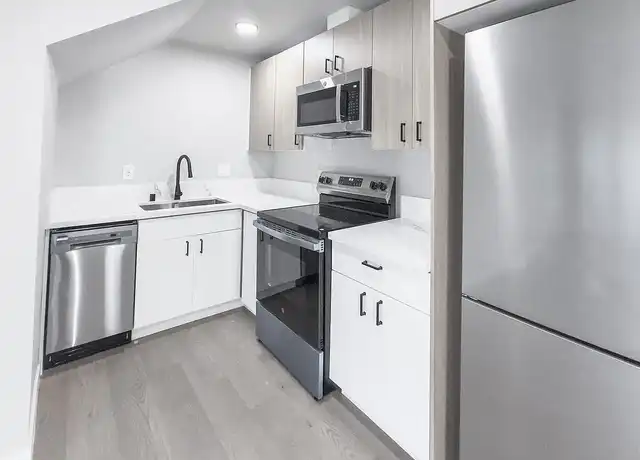 Property at 1500 Venice Blvd, Venice, CA, 90291, 1 bed, 1 bath, [object Object]