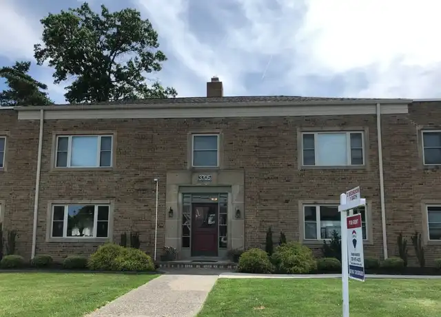 Property at 3705 Rocky River Dr Unit 6, Cleveland, OH, 44111, 2 beds, 1 bath, [object Object]