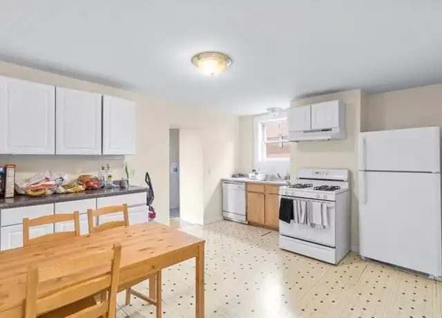 Property at 68 Gore St, Cambridge, MA, 02141, 2 beds, 1 bath, [object Object]
