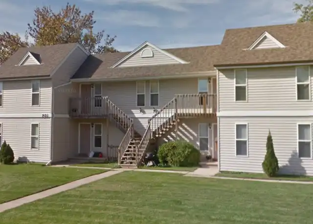 Property at 931 Louise St Unit 3, Neenah, WI, 54956, 2 beds, 1 bath, [object Object]