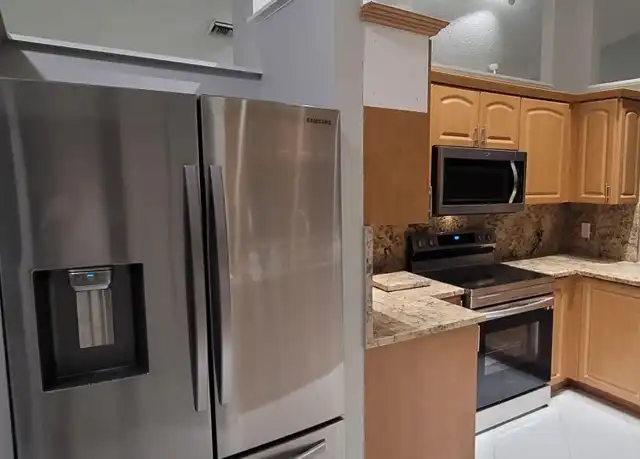 Property at 5595 Egret Isle Trl, Lake Worth, FL, 33467, 3 beds, 2 baths, [object Object]