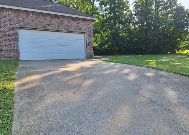 Property at 1970 E Peppervine Dr Unit 1970, Fayetteville, AR, 72701, 3 beds, 2 baths, [object Object]
