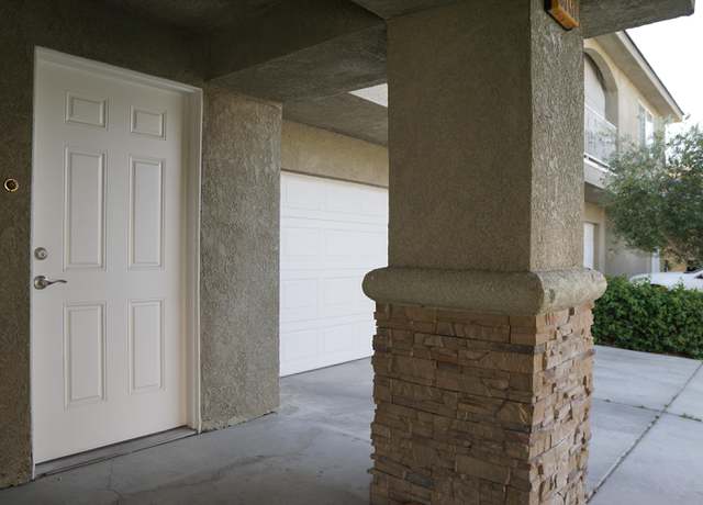 Photo of 33130 Campus Ln, Cathedral City, CA 92234