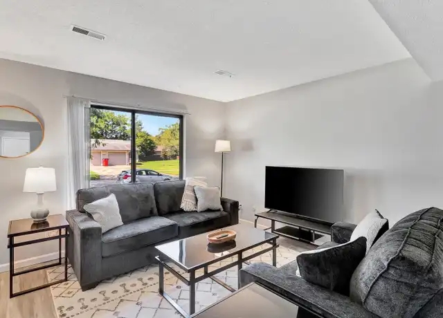 Property at 2406 Leeper Dr Unit Leman- Leeper3, Champaign, IL, 61822, 2 beds, 1.5 baths, [object Object]