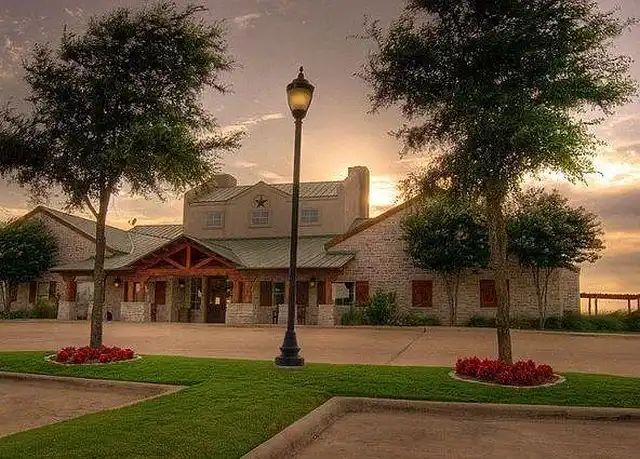 Property at Double Eagle Townhomes - 405 Winterfield Dr, Hutto, TX, 78634, 2-3 beds, 2 baths, [object Object]