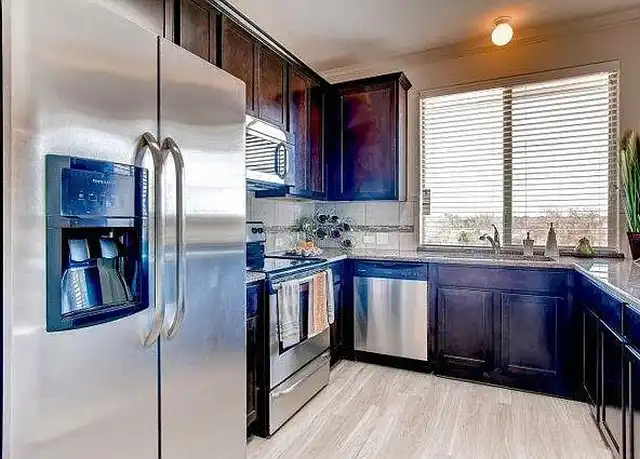 Property at Double Eagle Townhomes - 405 Winterfield Dr, Hutto, TX, 78634, 2-3 beds, 2 baths, [object Object]