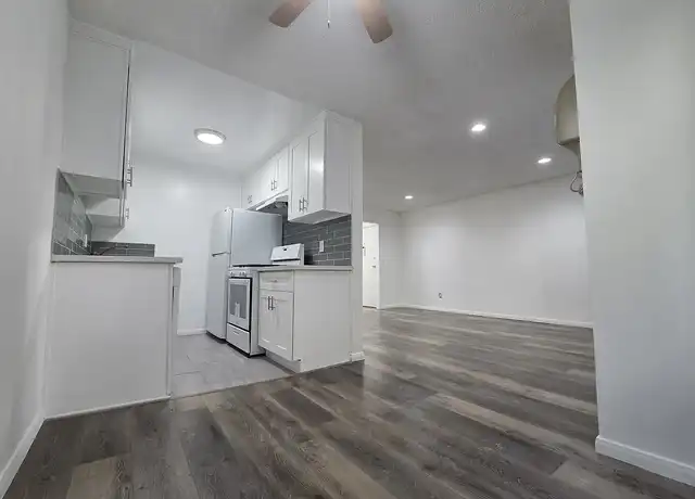 Property at Mentone Gardens - 3861 Mentone Ave, Culver City, CA, 90232, 0-1 beds, 1 bath, [object Object]