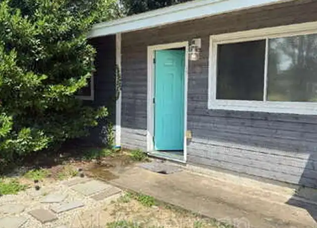 Property at 19 Eglin St, Fort Walton Beach, FL, 32547, 4 beds, 2 baths, [object Object]
