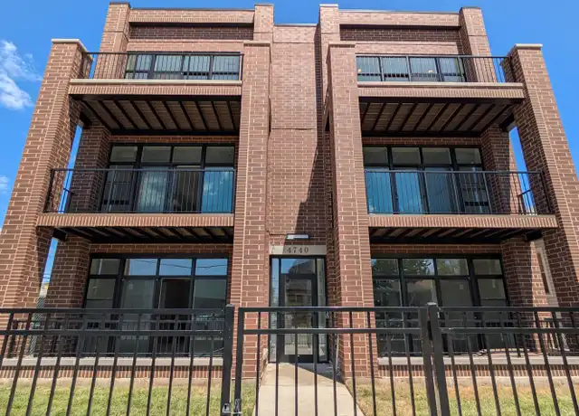Property at 4740 W Addison St Unit 01, Chicago, IL, 60641, 2 beds, 2 baths, [object Object]