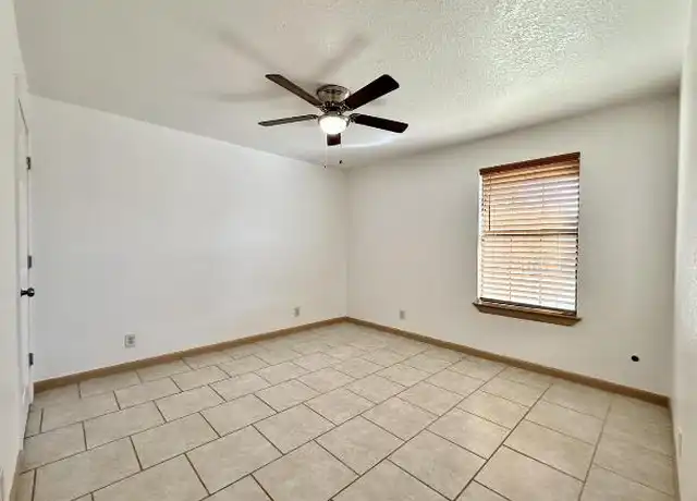 Property at 13322 Vivian Ln, Atascosa, TX, 78002, 2 beds, 1 bath, [object Object]