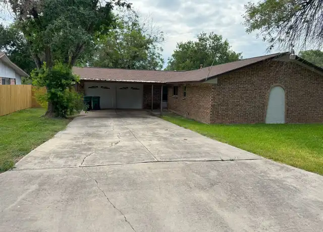 Property at 102 Dalewood Dr, Converse, TX, 78109, 4 beds, 2 baths, [object Object]