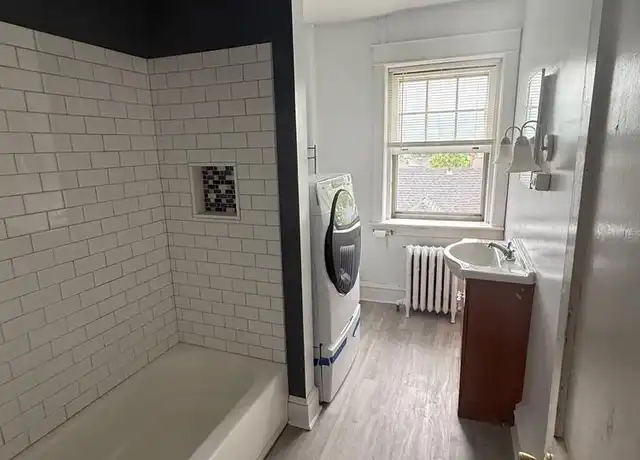 Property at 192 N Lansdowne Ave Unit D3, Lansdowne, PA, 19050, 1 bed, 1 bath, [object Object]