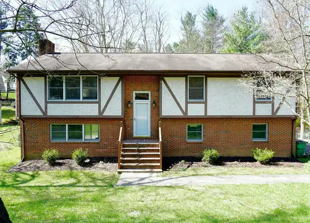Property at 409 Patrick Henry Dr, Blacksburg, VA, 24060, 3 beds, 3 baths, [object Object]