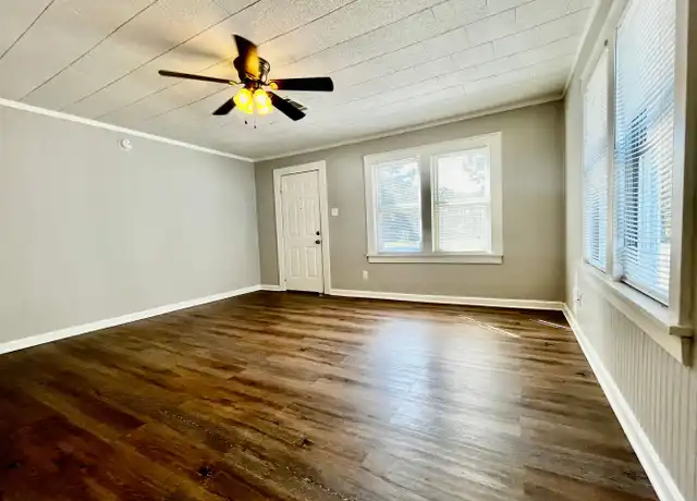 Property at 1422 Greenwood Ave, Hot Springs, AR, 71913, 2 beds, 1 bath, [object Object]
