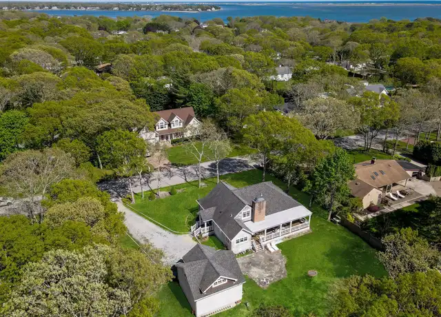 Property at 10 Foxboro Rd, Hampton Bays, NY, 11946, 3 beds, 2.5 baths, [object Object]