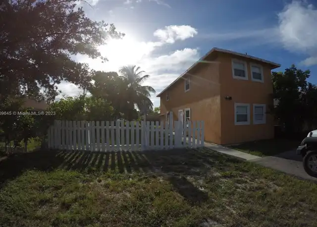 Property at 1212 NW 5th Ave, Fort Lauderdale, FL, 33311, 2 beds, 1 bath, [object Object]