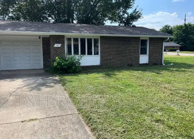 Property at 701 Mellen Dr, Anderson, IN, 46013, 2 beds, 1 bath, [object Object]