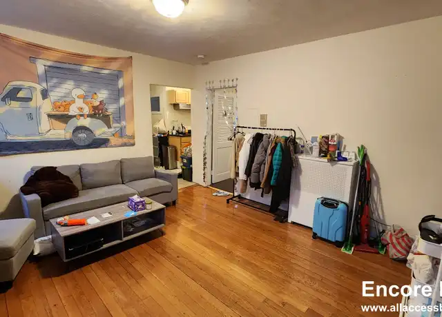 Property at 19 Aberdeen St #6, Boston, MA, 02215, 3 beds, 1.5 baths, [object Object]