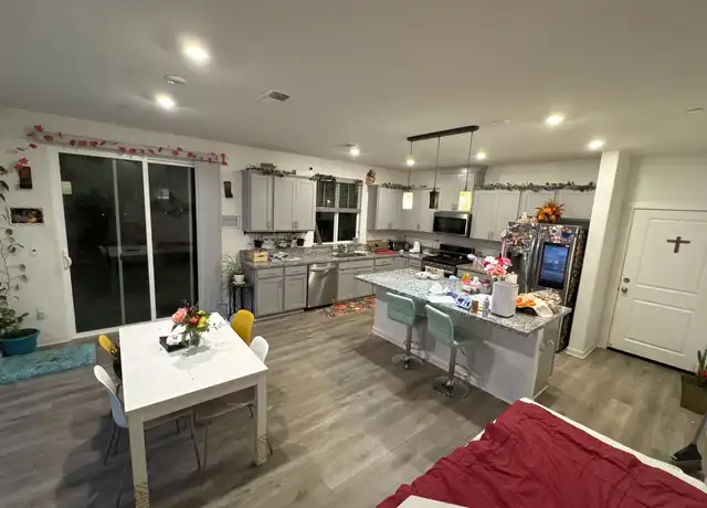 Property at 147 E Rodbell Ln, Tracy, CA, 95391, 3 beds, 2.5 baths, [object Object]