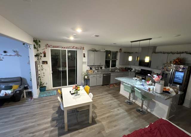 Photo of 147 E Rodbell Ln, Tracy, CA 95391