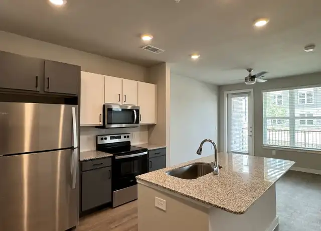 Property at 9652 Theo Trl Unit 121, Fort Worth, TX, 76123, 1 bed, 1 bath, [object Object]