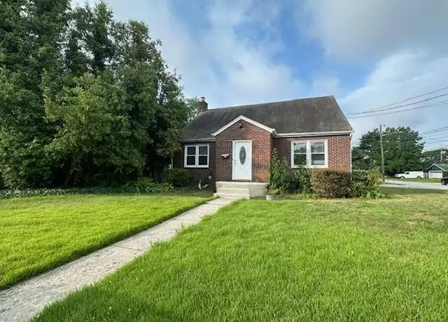 Property at 235 Evergreen Ave, Bethpage, NY, 11714, 4 beds, 2 baths, [object Object]