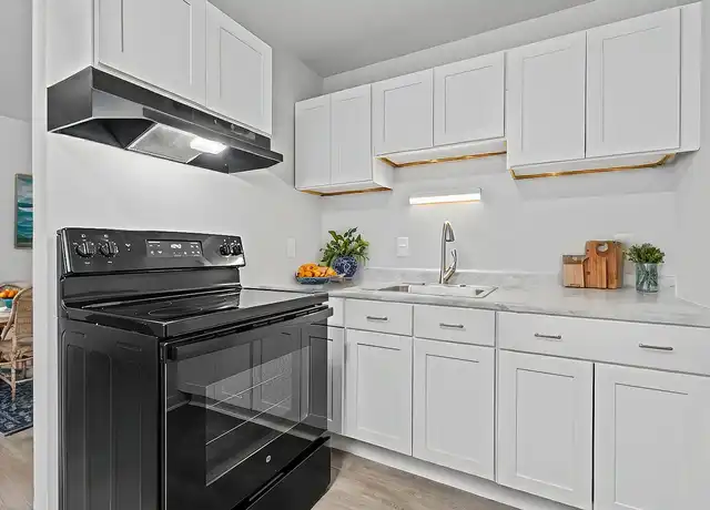 Property at East Beach Apartments - 3914 Pleasant Ave, Norfolk, VA, 23518, 0-1 beds, 1 bath, [object Object]