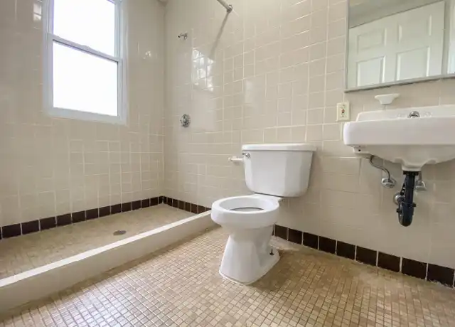 Property at 37 Dorothy St Unit 39A1, Hartford, CT, 06106, 1 bed, 1 bath, [object Object]