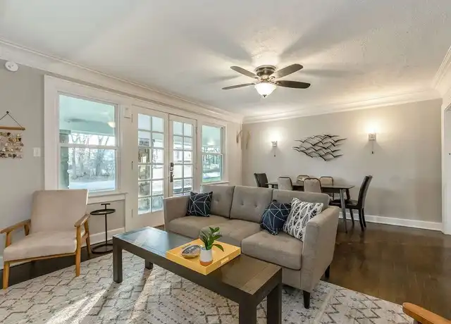 Property at 401 E 85th St Unit 1D, Kansas City, MO, 64131, 6 beds, 2 baths, [object Object]