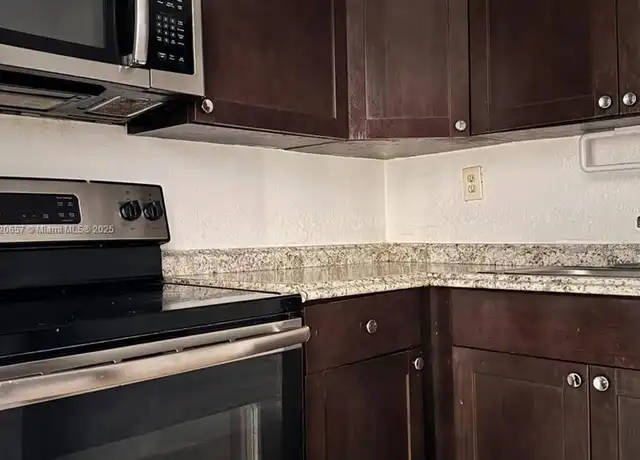 Property at 8009 W 6th Ave Unit L, Hialeah, FL, 33014, 2 beds, 1 bath, [object Object]