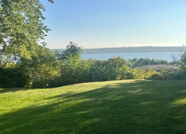 Property at 143 Old Liverpool Rd Unit 2, Liverpool, NY, 13088, 2 beds, 1 bath, [object Object]